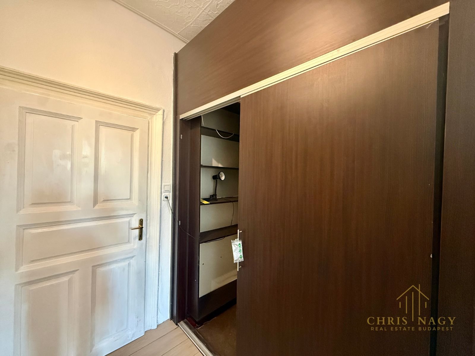 Sunny 1.5-room apartment near Füvészkert, District VIII