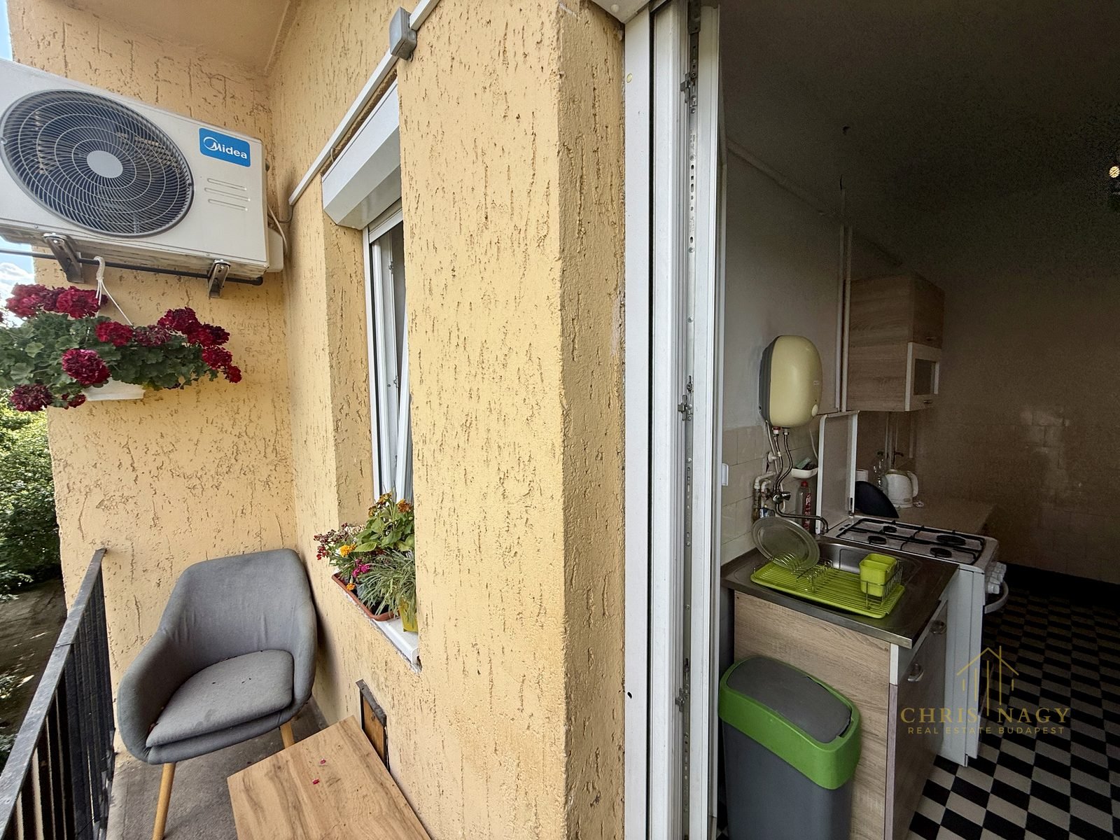Green-View Two-Balcony Apartment, District VIII