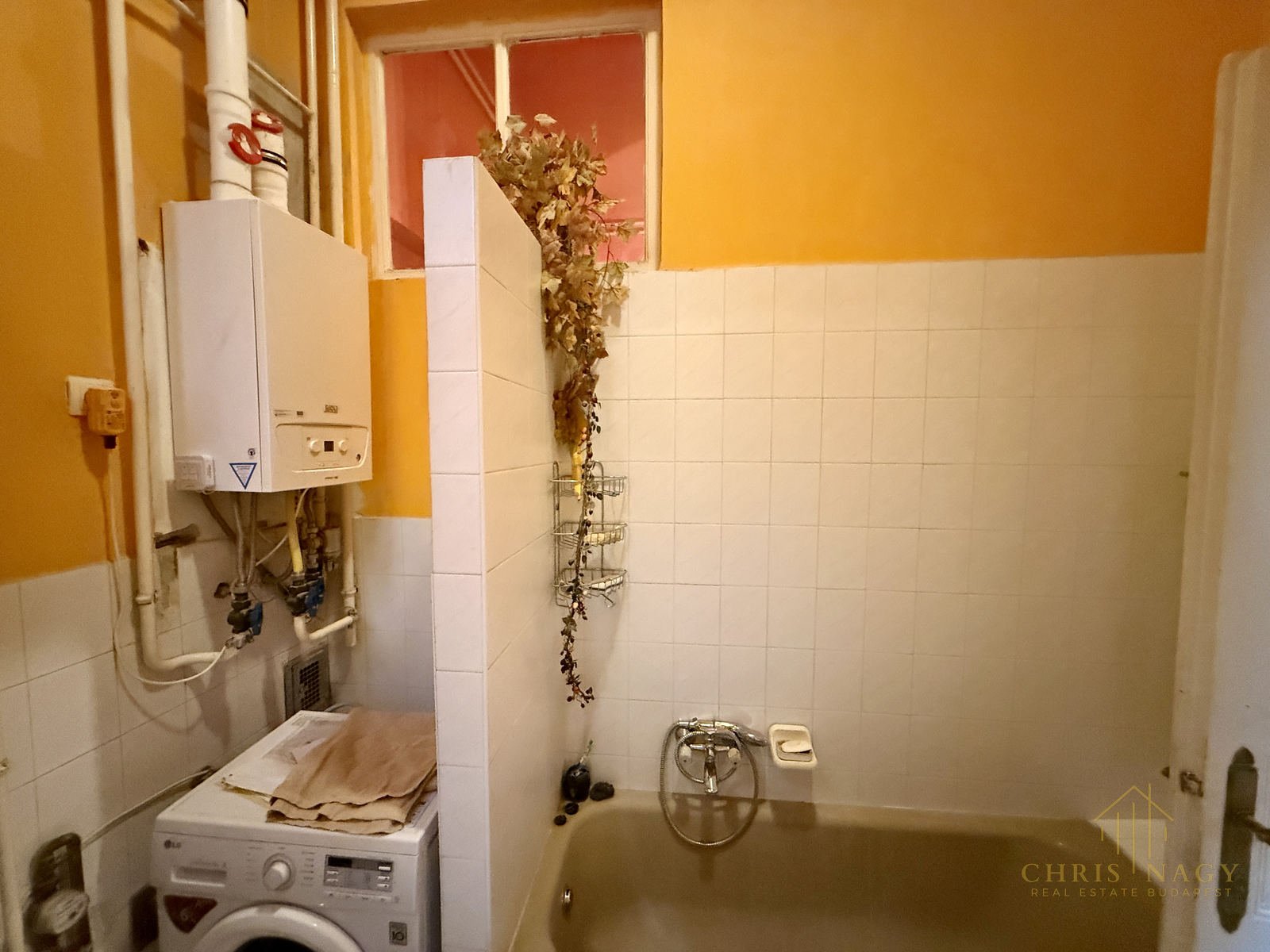 Felújítandó 89 m²-es lakás a Király utcában, a 6. kerületben
