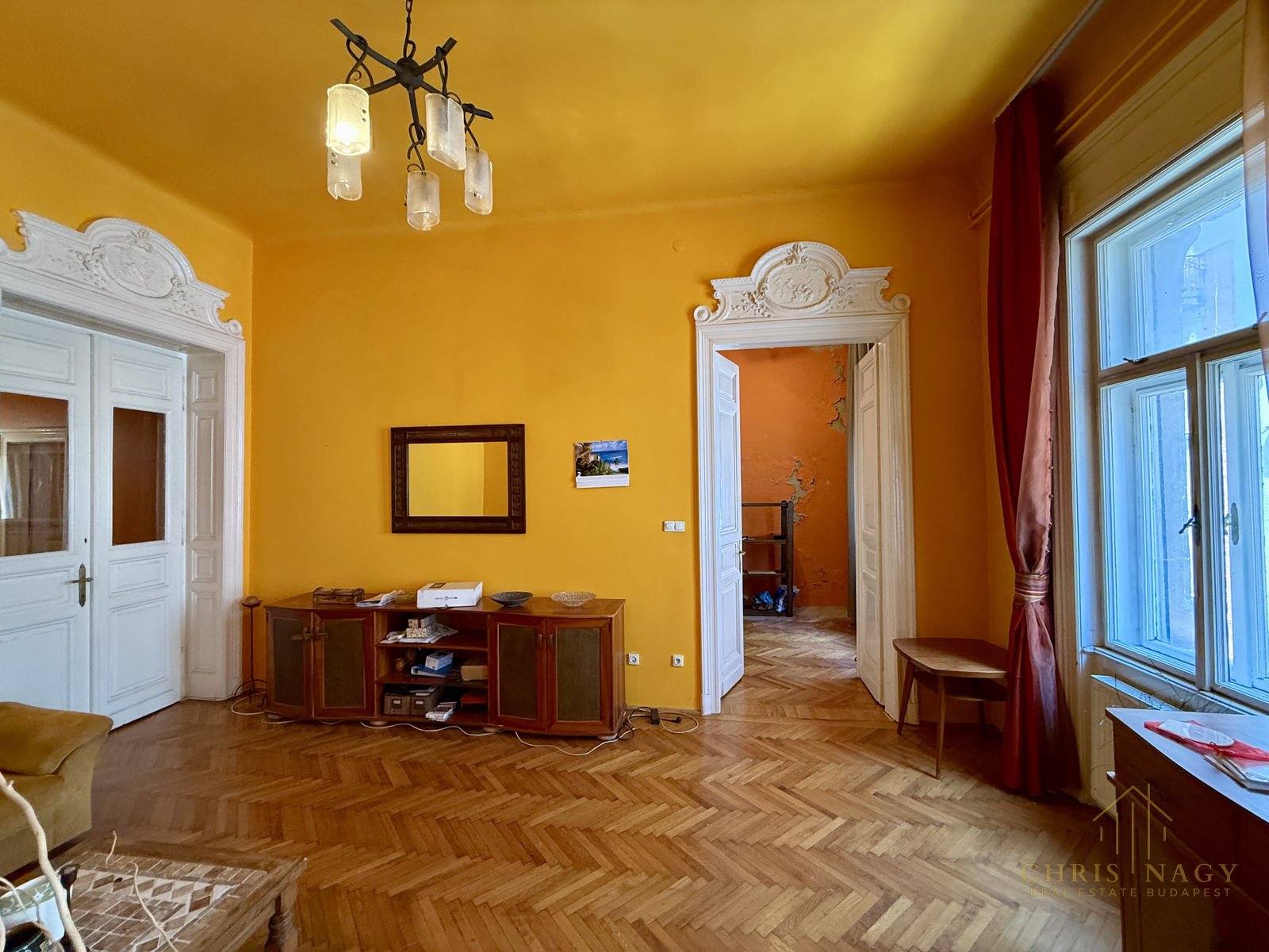 Felújítandó 89 m²-es lakás a Király utcában, a 6. kerületben