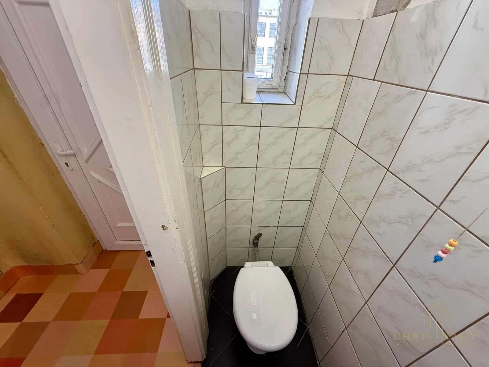 Studio apartment for sale on Erzsébet királyné útja, district 14